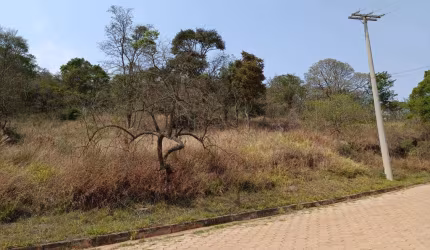 Terreno à venda em condomínio fechado - Atibaia