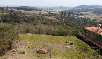 Terreno à venda com 2510m² Cond. Estância Santa Maria do Laranjal - Atibaia