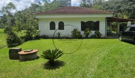 Chácara com lago à venda em Nazaré Paulista - 12.000m²