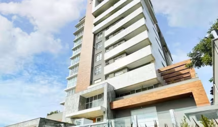 Apartamento para Venda em São José dos Pinhais, Carioca, 3 dormitórios, 3 suítes, 5 banheiros, 5 vagas