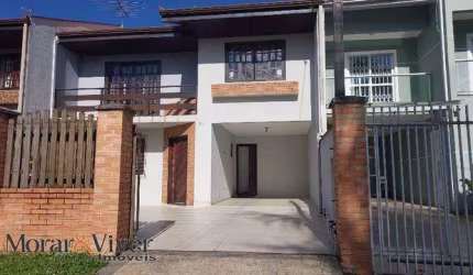 Sobrado para Venda em Pinhais, Pineville, 3 dormitórios, 1 suíte, 2 banheiros, 2 vagas