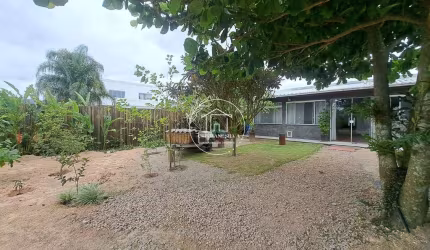 Casa à venda no bairro Centro - Imbituba/SC