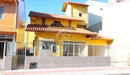 Casa à venda no bairro Bela Vista - São José/SC
