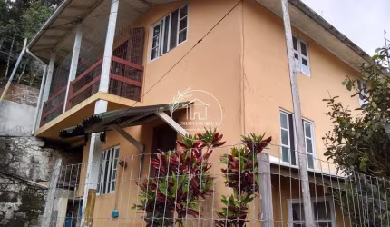 Casa à venda no bairro Costeira do Pirajubaé - Florianópolis/SC
