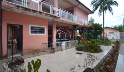 Casa à venda no bairro Areias - São José/SC