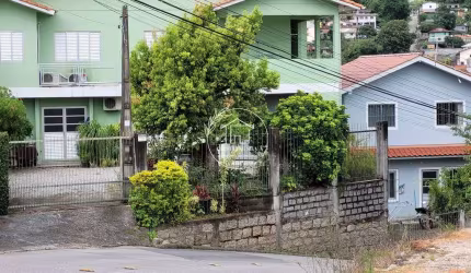 Casa à venda no bairro Fazenda Santo Antônio - São José/SC