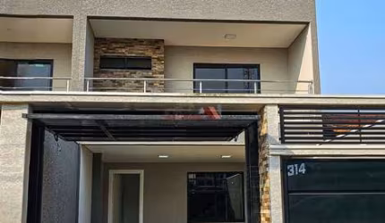 Sobrado Alto Padrão  à Venda em Araucária - Luxo e Conforto no Bairro Fazenda Velha | Vivalar Imóveis