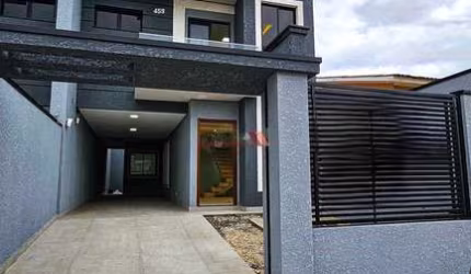 Sobrado de Alto Padrão à Venda em Araucária - 158,50m² com Acabamentos Premium