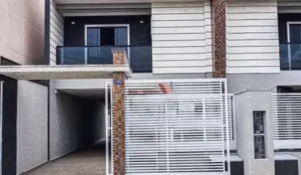 Sobrado de Alto Padrão à Venda em Araucária | Vivalar Imóveis