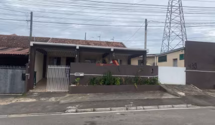 Casa com 3 quartos à venda na Rua Doutor Alceu da Silva Oliveira, Costeira, Araucária, 211 m2 por R$ 370.000