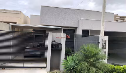 Casa com 3 quartos à venda na Rua Tenente Ivan Madureira Guimarães, Fazenda Velha, Araucária por R$ 560.000