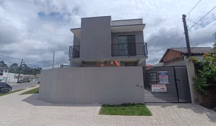 Sobrado de Esquina à Venda no Bairro Tatuquara