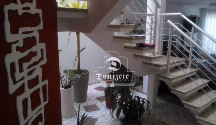 Sobrado com 3 dormitórios, 238 m² - venda por R$ 1.390.000,00 ou aluguel por R$ 6.640,01/mês - Vila Scarpelli - Santo André/SP