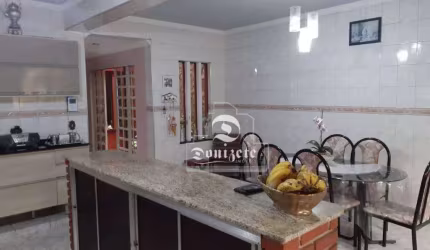 Sobrado com 4 dormitórios à venda, 292 m² por R$ 950.000,01 - Parque Oratório - Santo André/SP