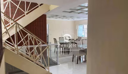Sobrado com 3 dormitórios à venda, 188 m² por R$ 799.999,10 - Vila Scarpelli - Santo André/SP