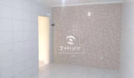 Casa com 2 dormitórios para alugar, 130 m² por R$ 2.586,32/mês - Jardim Santo Alberto - Santo André/SP