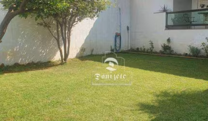 Sobrado com 3 dormitórios à venda, 272 m² por R$ 1.580.000,00 - Santa Maria - São Caetano do Sul/SP
