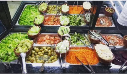 Restaurante  e Lanchonete à Venda em Avenida Muito Movimentada em Santo André.