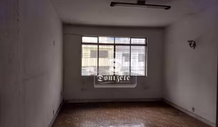 Sobrado com 3 dormitórios para alugar, 225 m² por R$ 7.687,00/mês - Vila Bastos - Santo André/SP