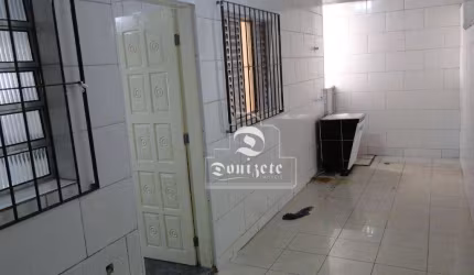 Casa Terreno 10x24 com 4 dormitórios à venda, 120 m² por R$ 679.999 - Vila Homero Thon - Santo André/SP