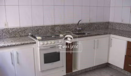Sobrado com 3 dormitórios à venda, 162 m² por R$ 819.999,90 - Vila Scarpelli - Santo André/SP