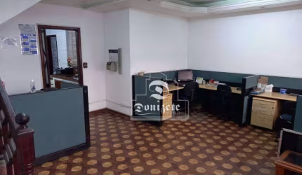 Sobrado com 3 dormitórios para alugar, 209 m² por R$ 3.900,00/mês - Campestre - Santo André/SP