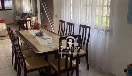 Sobrado com 3 dormitórios à venda, 264 m² por R$ 749.999,99 - Utinga - Santo André/SP