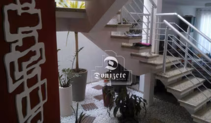 Sobrado com 3 dormitórios, 238 m² - venda por R$ 1.390.000,00 ou aluguel por R$ 6.640,01/mês - Vila Scarpelli - Santo André/SP