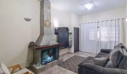 Sobrado com 5 dormitórios à venda, 268 m² por R$ 899.999,90 - Vila Humaitá - Santo André/SP