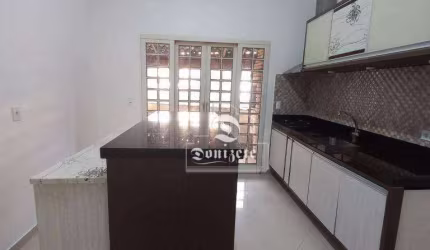 Sobrado com 3 dormitórios à venda, 220 m² por R$ 1.800.000,00 - Centro - Santo André/SP