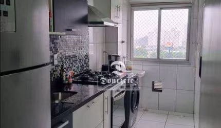 Apartamento á venda na V Homero Thon com 2 dormitórios