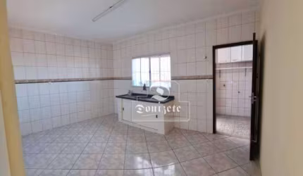 Sobrado com 2 dormitórios à venda, 132 m² por R$ 560.000,00 - Utinga - Santo André/SP