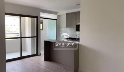 Apartamento com 2 dormitórios à venda, 40 m² por R$ 330.000,00 - Bangu - Santo André/SP