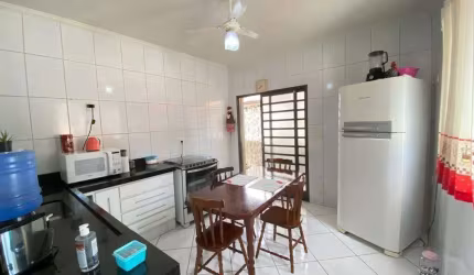 Casa à venda no bairro Paulicéia