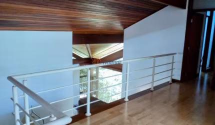 Casa de Luxo em Condomínio à Venda em Campinas-SP: 4 Quartos, 4 Suítes, 4 Salas, 6 Banheiros, 4 Vagas de Garagem e 441,42 m² de Área no Loteamento Alphaville Campinas.