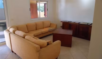 Luxuosa casa em condomínio em Alphaville Campinas: 3 quartos, 2 suítes, 3 salas, 4 banheiros, 4 vagas, 300,68 m². Venda ou locação!