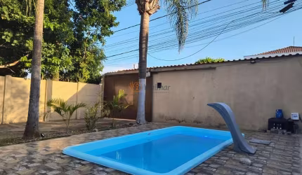 Casa de alto padrão para venda ou locação em Campinas-SP na Vila San Martin: 4 quartos, 3 salas, 2 banheiros, 4 vagas de garagem, 180m².