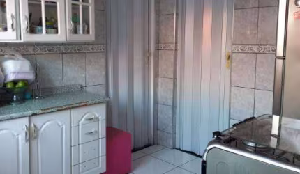 Apartamento com 2 dormitórios à venda, 49 m² por R$ 150.000,00 - Conjunto Habitacional Presidente Castelo Branco - Carapicuíba/SP
