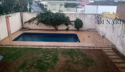 Ótimo sobrado com piscina - Jd. Guadalajara - Sorocaba/SP