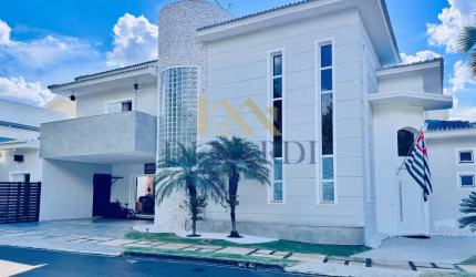 Sobrado de Esquina com 4 Suítes no Residencial Villa dos Inglezes