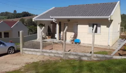 Casa 2 Quartos em Quitandinha