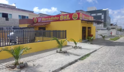 TERRENO COM PONTO COMERCIAL
