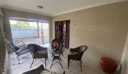 Linda casa no Castelo Branco