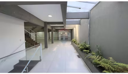 Excelente Cj. Comercial/Sala para Alugar no Centro de Extrema, MG