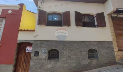 RESIDÊNCIA NO CENTRO DE BRAGANÇA PAULISTA