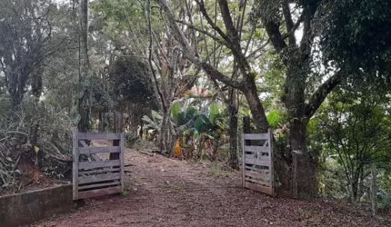 Chácara nas Lavras do Meio em Socorro SP