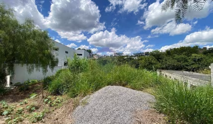 Lote à Venda **Residencial Villa Verde** em Bragança Paulista!