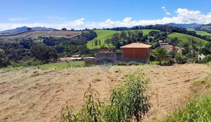 Terreno dos Sonhos em Socorro: Beleza e Oportunidade!