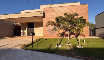 Casa Térrea Alto Padrão no Condomínio Terras de Santa Cruz – Bragança Paulista/SP