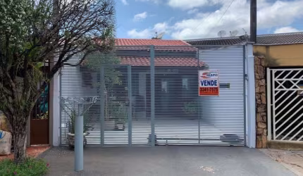 Casa com 3 quartos à venda na Rua Maria Dolores Euzébio de Aquino, Jardim Neman Sahyun, Londrina por R$ 380.000